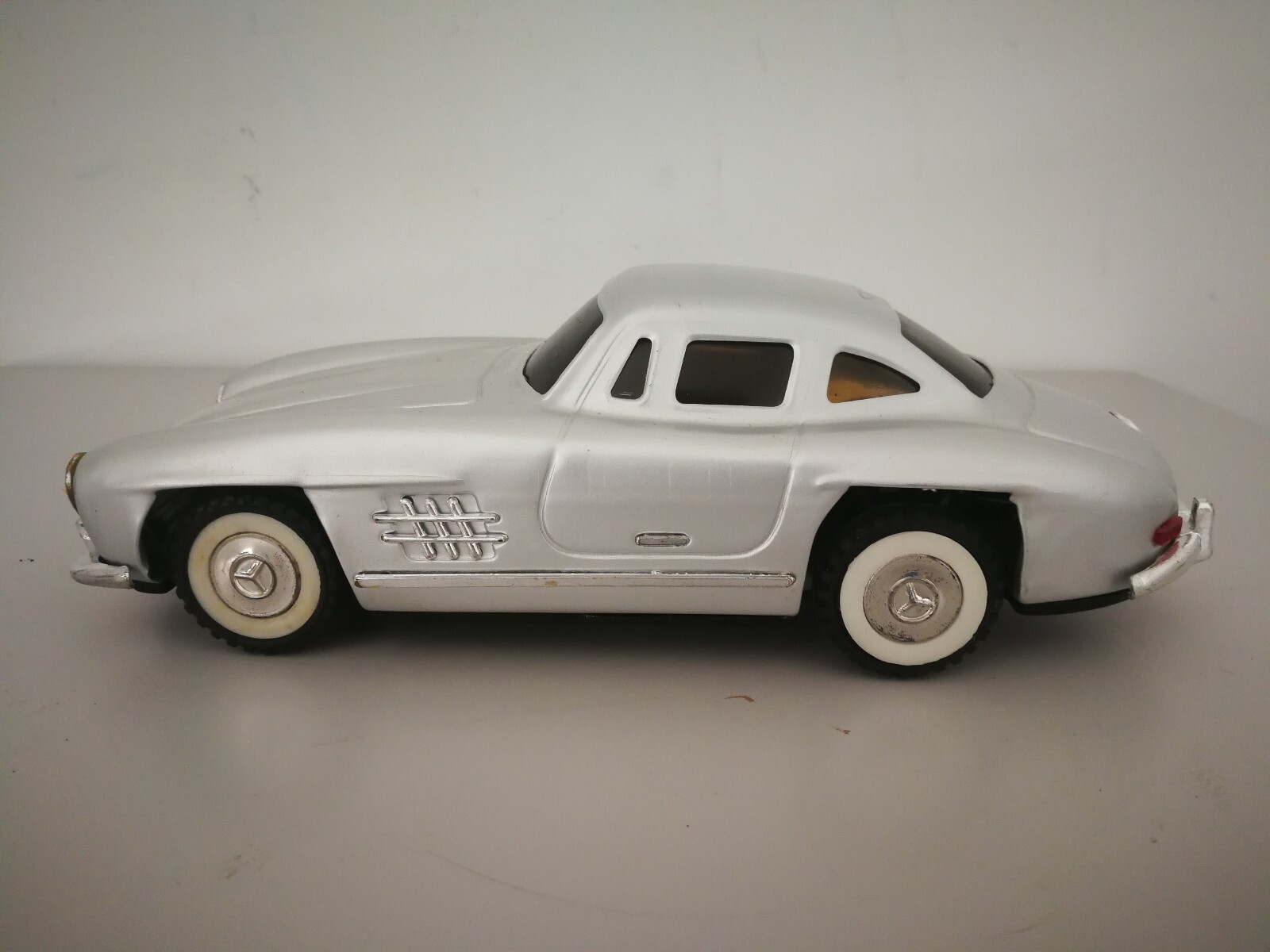 Picture 1 of 7