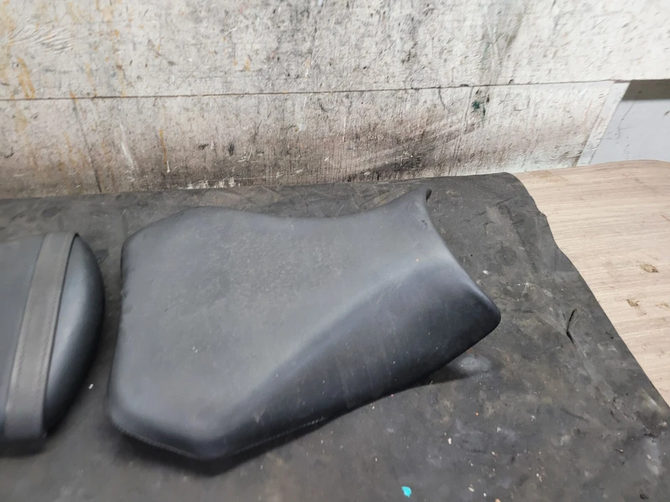 Suzuki GSXR 750 GSX-R 750 GSXR750 2013 asientos para conductores y pasajeros Foto 3 de 4