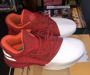 kyrie flytrap triple black