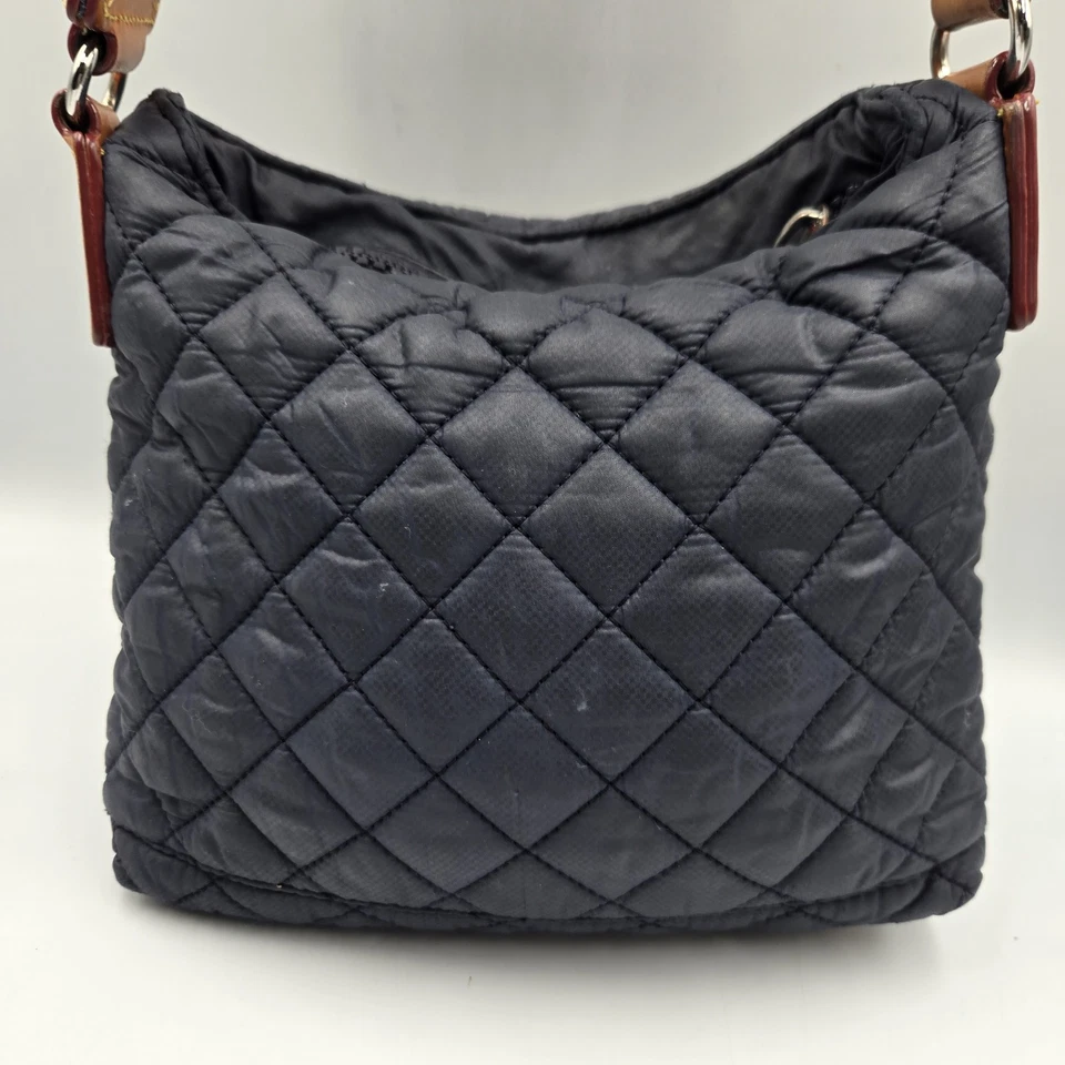 Bolso Bandolera Pequeño MZ Wallace Acolchado Azul Marino 9 X 6 X 3 Foto 4 de 4