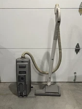 ELECTROLUX VACUUM CLEANER EPIC SERIES 6500 SR CANISTER W/ Hose, Powerhead & Wand