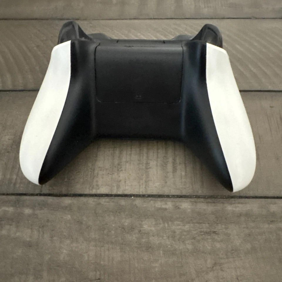 Mando a distancia inalámbrico Microsoft Xbox One Titanfall edición limitada 1537 en muy buena condición Foto 2 de 4