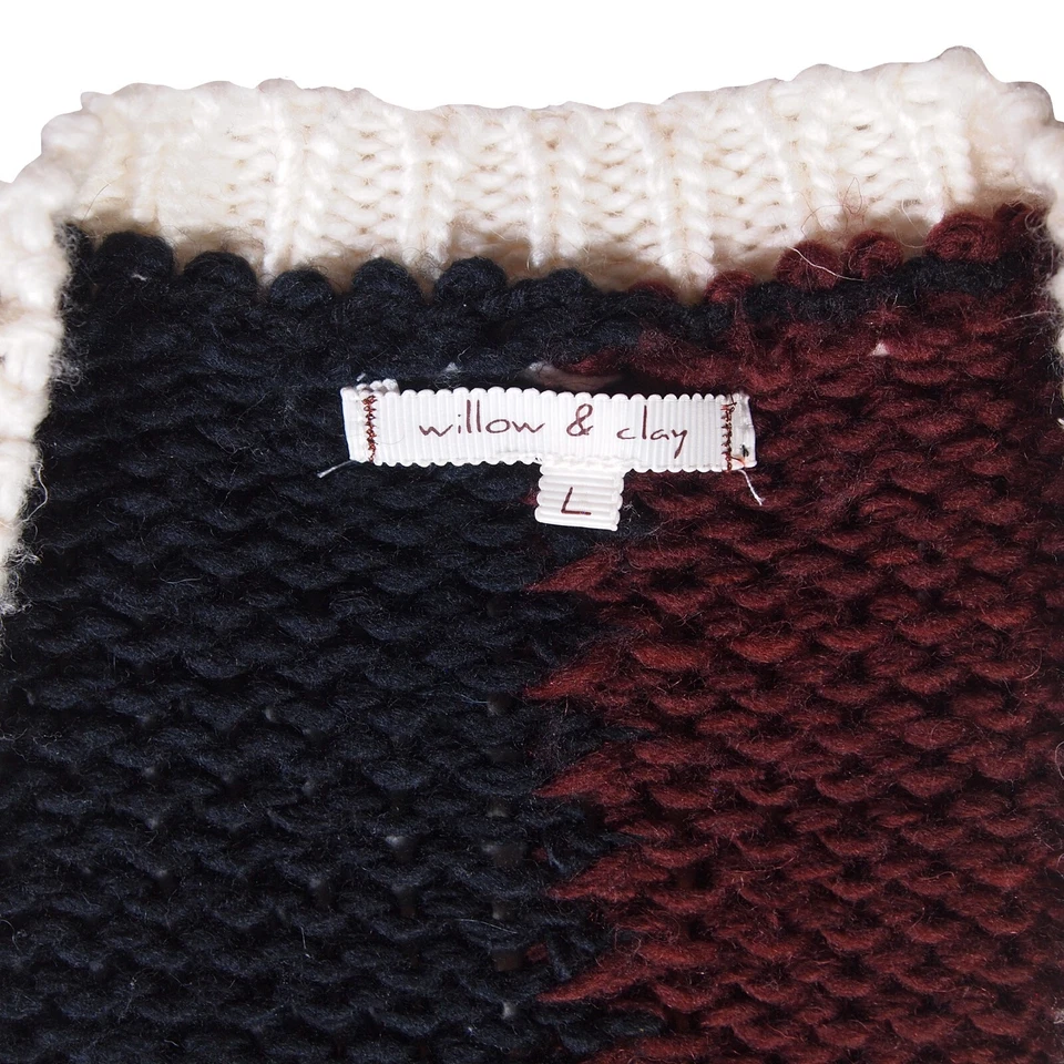 Willow & Clay Anthropologie, Ladies Cozy Knit Cardigan W/Fringe Sz Lg - Image 3 of 4