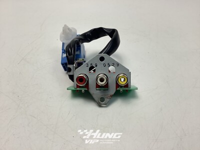 AUDIO  RCA CONNECTION SOCKET Fits For Toyota Alphard ANH10, MNH10 2002-2008