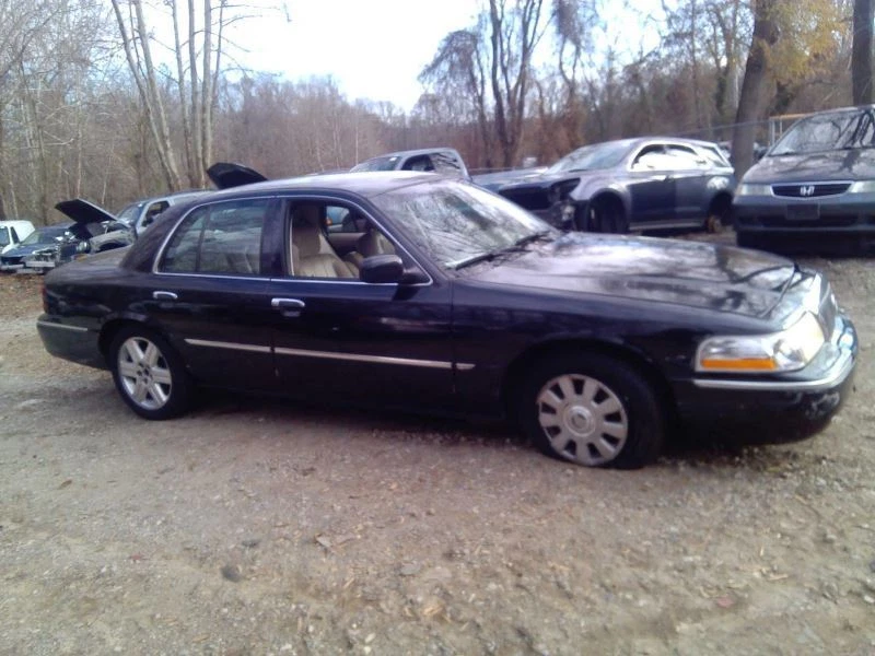 Radiator Fits 03-05 CROWN VICTORIA 1301717 Foto 4 de 4