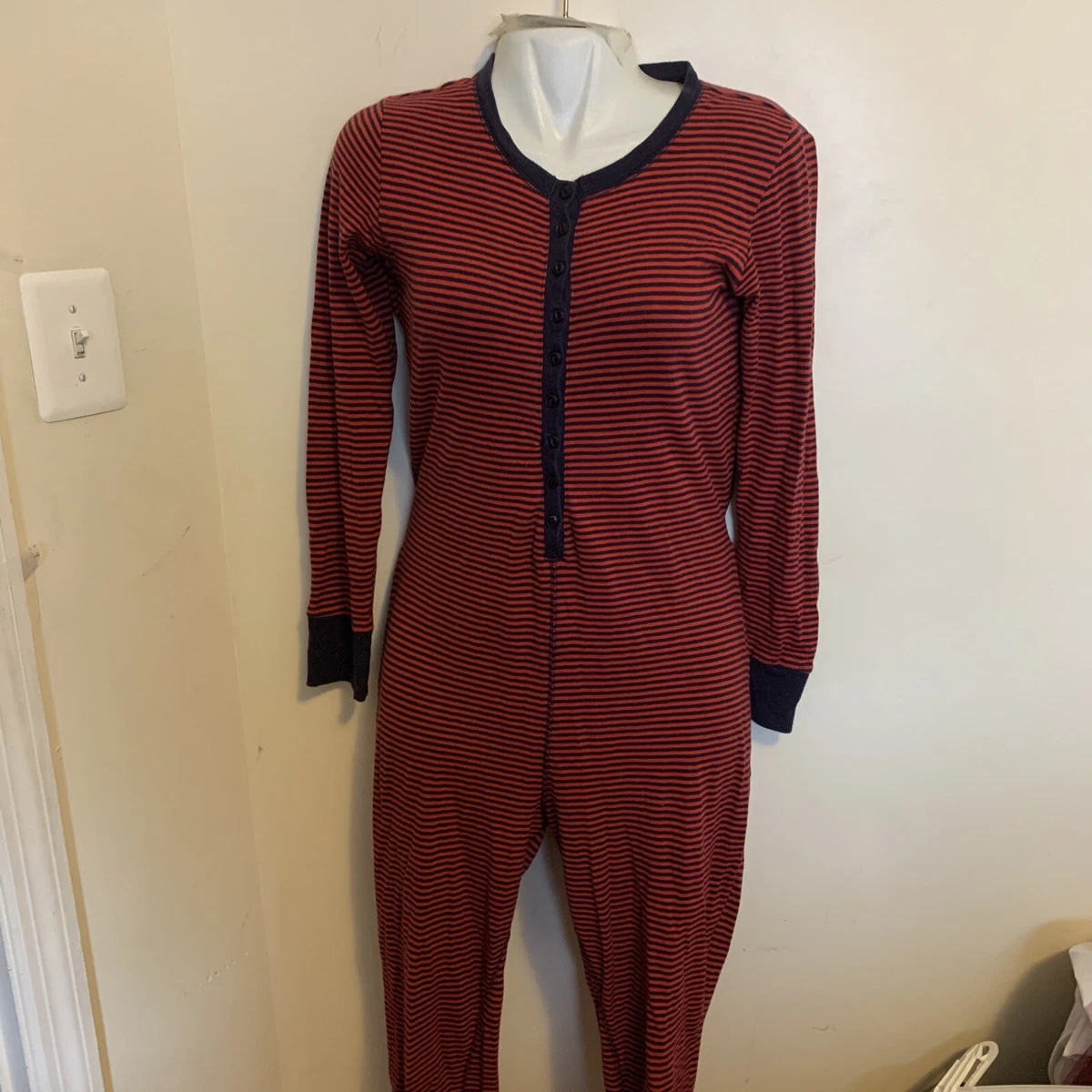 Gap Body Pajamas Women s Size XS Long Sleeves Red Navy Stripped