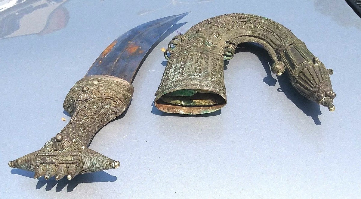 Vintage Antique two Yemen Silver Arabian Silver Jambiya Dagger