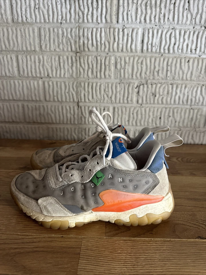 Tamanho 10 - Jordan Delta 2 cinza claro fumaça laranja total - Imagem 3 de 4