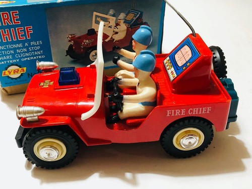 VINTAGE LYRA No222 FIRE CHIEF JEEP BATTERY OPERATED GREEK USED IN BOX RARE - Picture 15 of 18