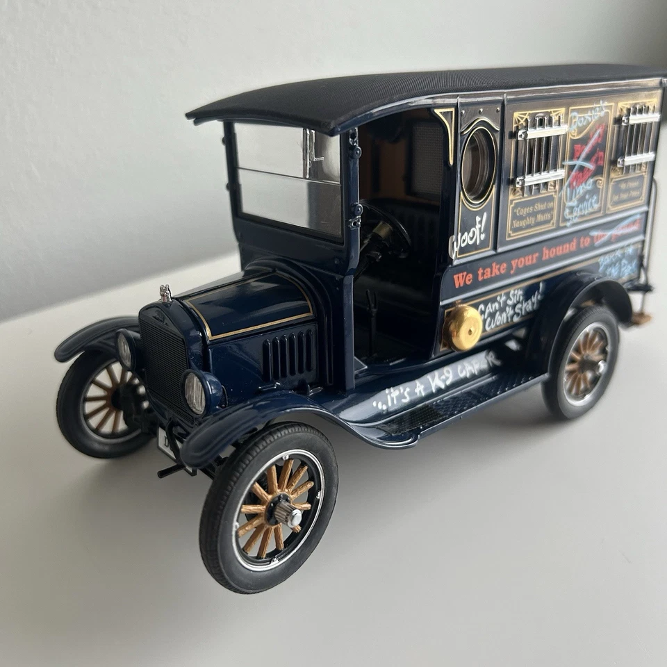 Danbury Mint 1/24 'Dachshunds on the Run' Dog Catcher Truck Retired Collectible - image 4 of 4