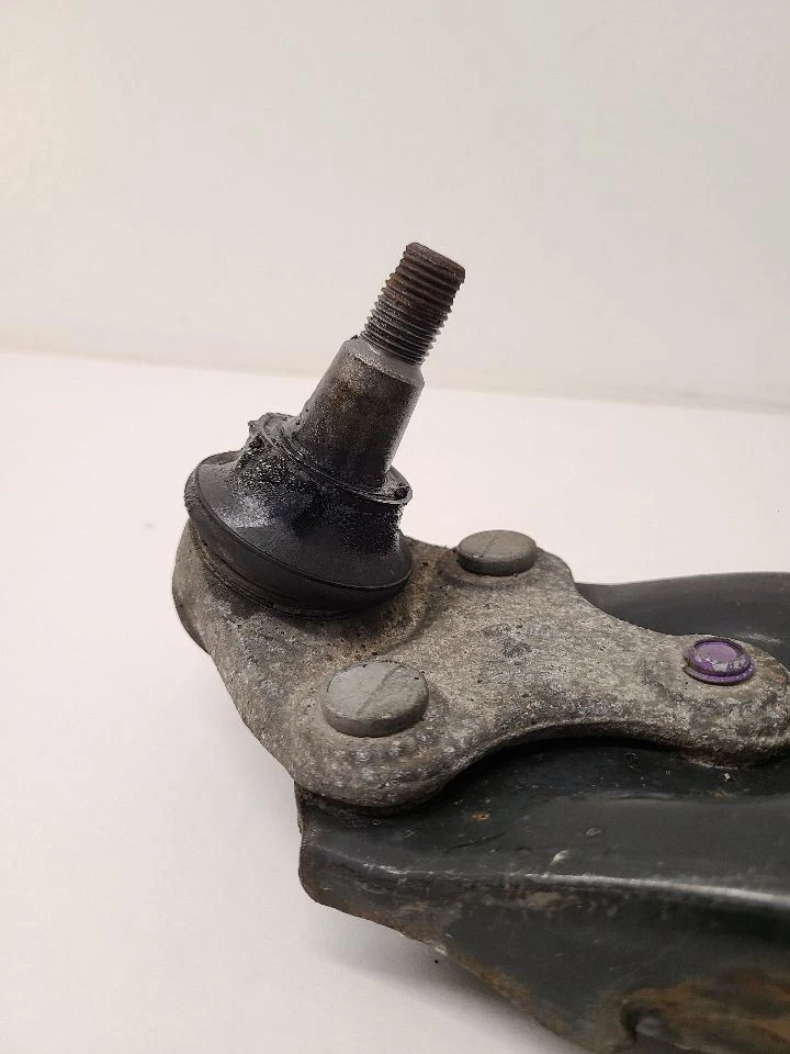 18-24 TOYOTA CAMRY Driver Left Lower Control Arm Front LH 4806906200  Foto 2 de 4