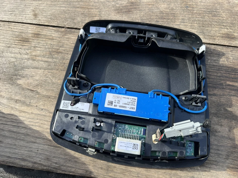 2017-2020 LINCOLN CONTINENTAL FRONT OVERHEAD DOME LIGHT LAMP ASSEMBLY OEM - Image 2 of 2