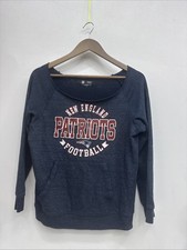New England Patriots team apparel women  s medium sweatshirt Custom Neck