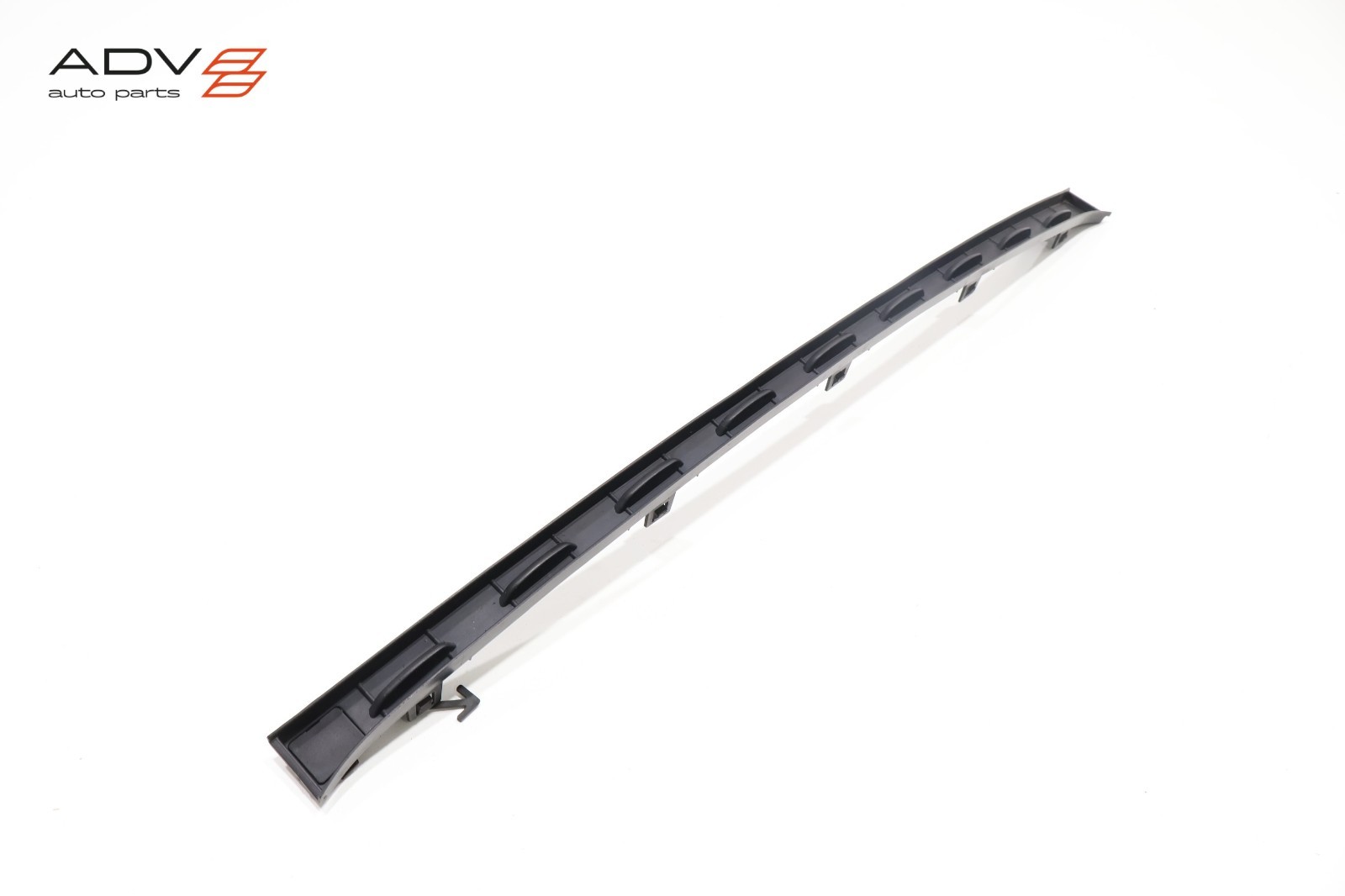 Maserati Levante 2017-2020 Front Grille bracket P/N 14929