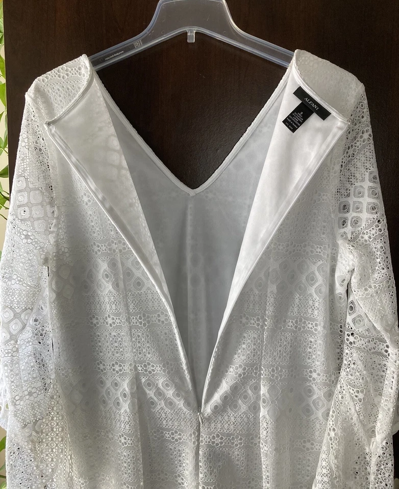 Alfani Dress Womens White Lace Lined Long Flare Boho Sleeves Size 8 EUC - Image 4 of 4