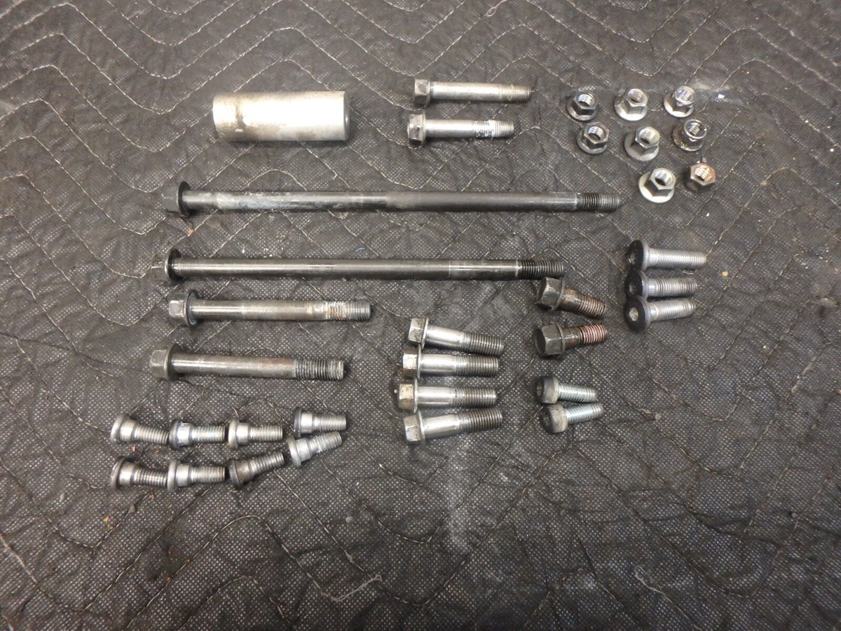 KAWASAKI ZX6R + ZZR600 FRAME HARDWARE / FOOTPEG HARDWARE 1123 | eBay