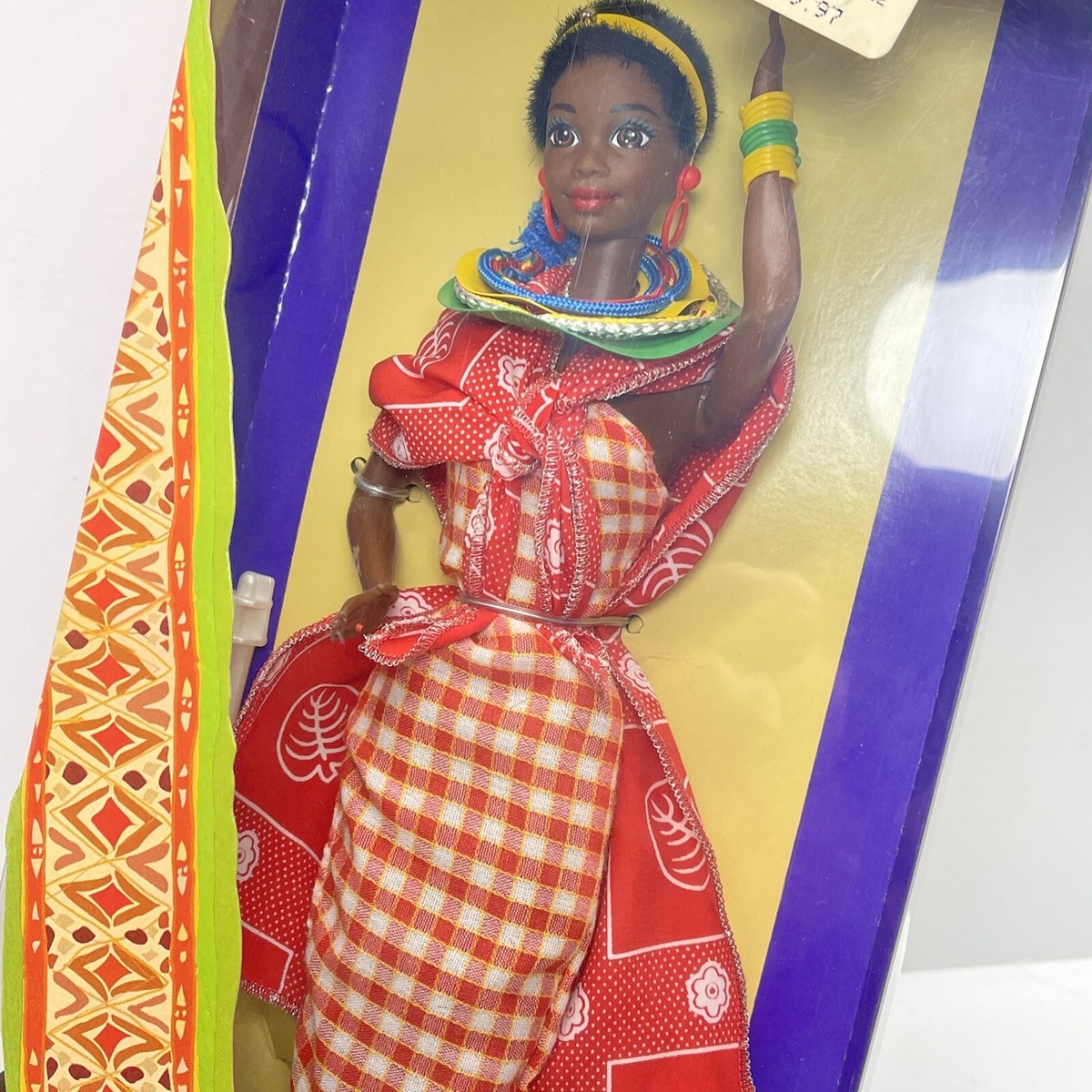 KENYAN BARBIE Dolls Of The World Shuka Kanga Mattel #11181 Vintage 1993  NEW