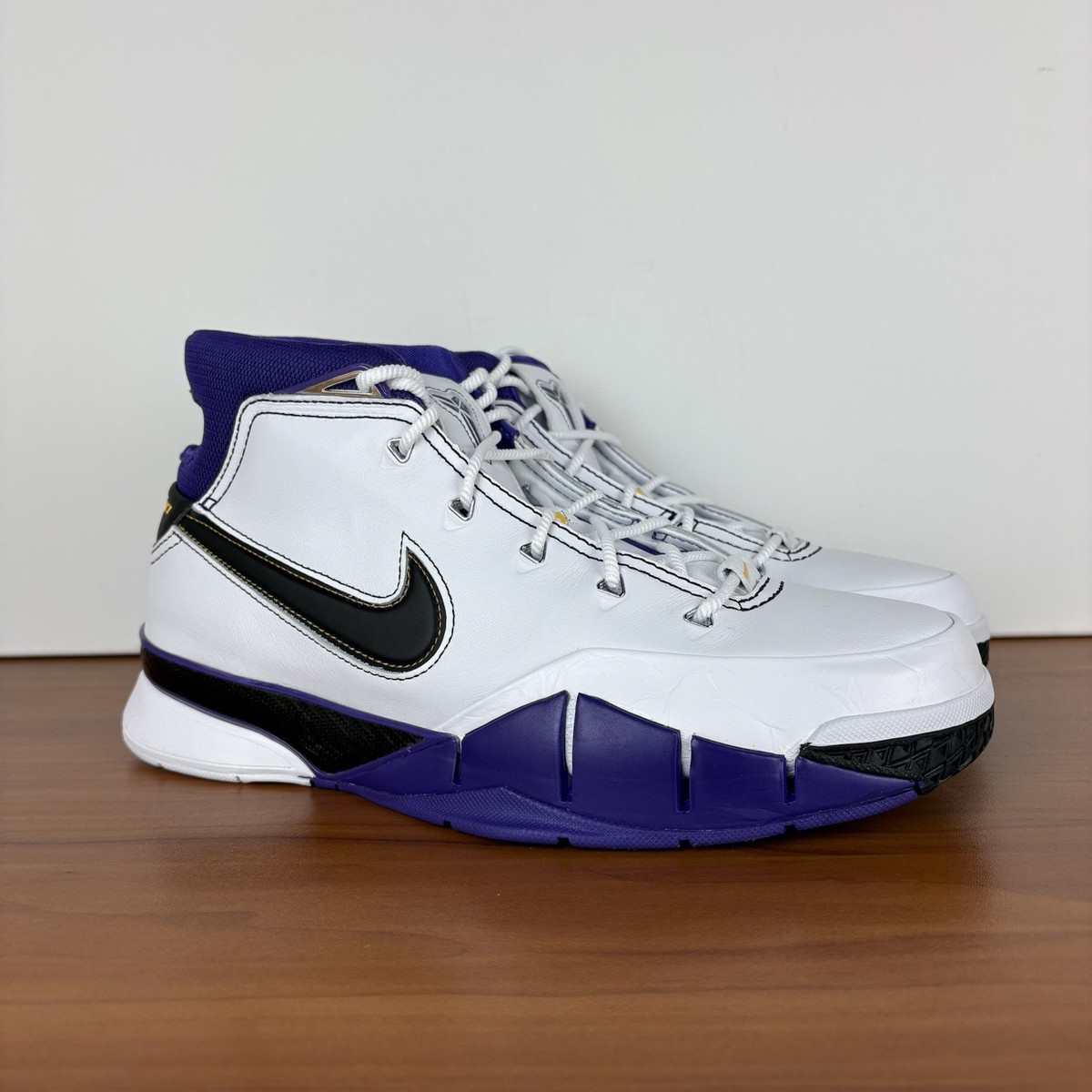 Nike Kobe 1 “81 Points” 2026 Basketball Shoes ipad_nike-zoom-kobe-1-protro-  main image 4
