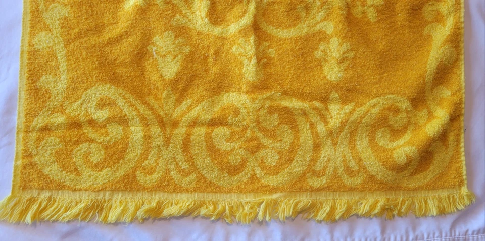 Toalla de baño vintage de algodón pequot amarillo floral chenilla flecos MCM retro hogar Foto 4 de 4