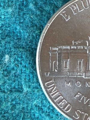 2023P Die Chip In Window On Left Side of Bldg. SEE DESCRIPTION !!! Not BothRef#7