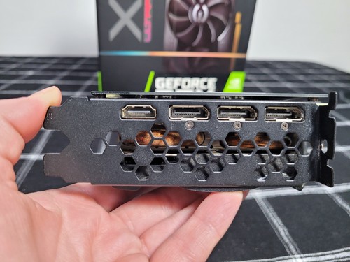 EVGA GeForce RTX 3070 XC3 ULTRA 8GB GDDR6 Graphics Card With Box - Bild 3 von 5