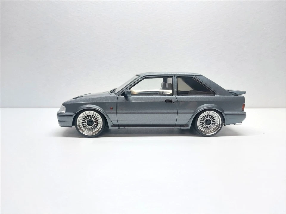 Ford Escort MK IV RS Turbo Tuning del 1990 - 1/18 Artigianale base MCG - Immagine 4 di 4