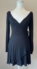 Forever 21 Black Wrap Dress With Tie Closure Size S V Neckline