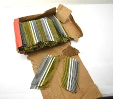 Senco HL27ASBS 16 Gauge Round Head Ring Shank Angled Strip Framing Nail 3"