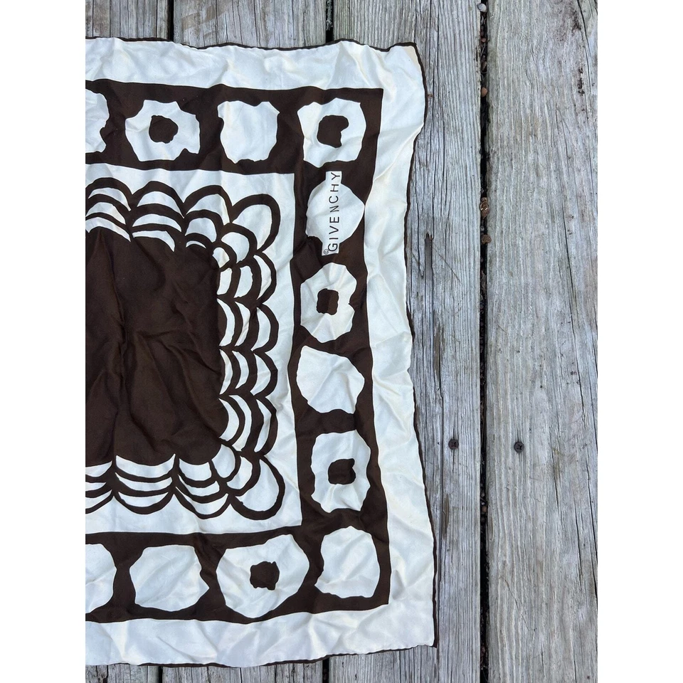Bufanda de Seda Givenchy Vintage Cuadrada Abstracta Marrón Blanco Retro Diseñador Lunares Foto 2 de 4