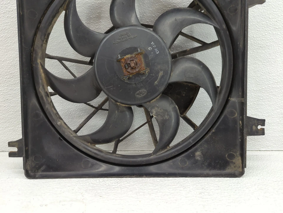 1995-1999 Hyundai Accent Electric Radiator Cooling Fan Motor Assembly VUOIU - Image 3 of 4