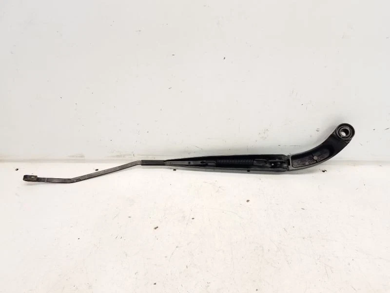 2000 Ford Taurus (Sedan) Drivers Left Wiper Arm  - Image 4 of 4