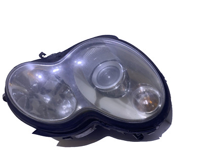 Mercedes Headlight Xenon Left 203 8200261 (B8)