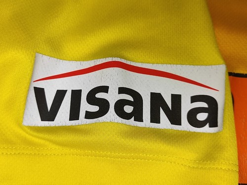 #16 FASSNACHT BSC YOUNG BOYS 2017-18 HOME SHIRT NIKE JERSEY SOCCER SIZE M - Picture 9 of 20