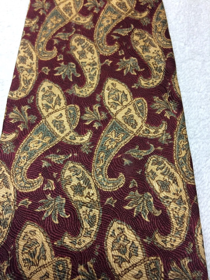 GEOFFREY BEENE MENS TIE BURGUNDY WITH GOLD AND YELLOW  4 X 58  - Image 3 of 4