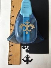 EK Success Corner Adorner  Fountain Fun  Punch