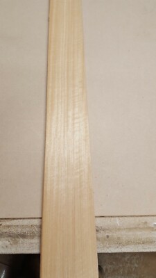 Figürliches Anegre Holzfurnier - 22 Naturholzplatten - 950 mm x 95 mm