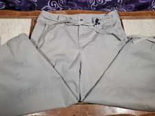 Walt Disney World - Womens Size Small - Tan Capri Pants - Vintage Mickey Stitch