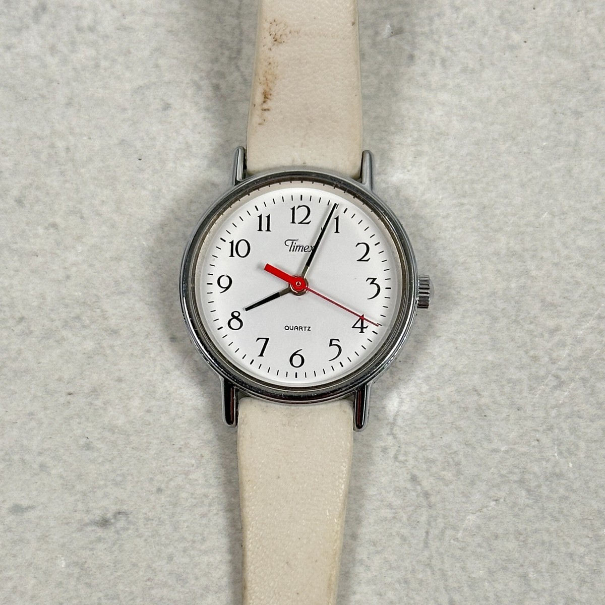 VTG Timex Watch Womens 23mm Round White Dial Silver Tone  display picture 2