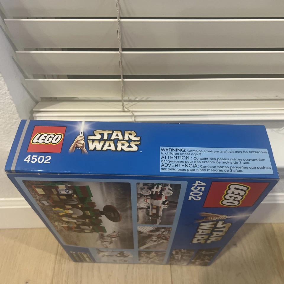 LEGO Star Wars: X-Wing Fighter (4502) - Image 3 of 4