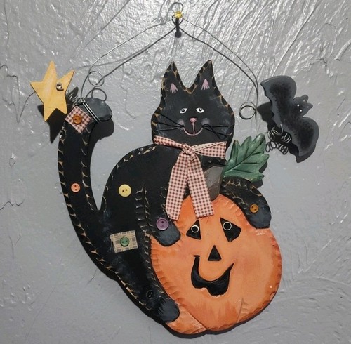 Vintage Wooden Cat ,Pumpkin and Bat Folk Art Wall Plaque Sign - Picture 7 of 10