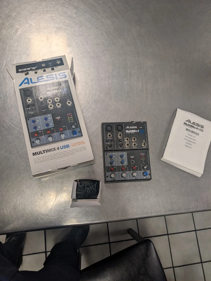 Alesis MultiMix 4 USB 4 Channel Mixer Interface Mic Line Mixing New Open Box - Image 2 of 4