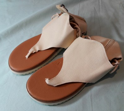 zip flip flop sandals