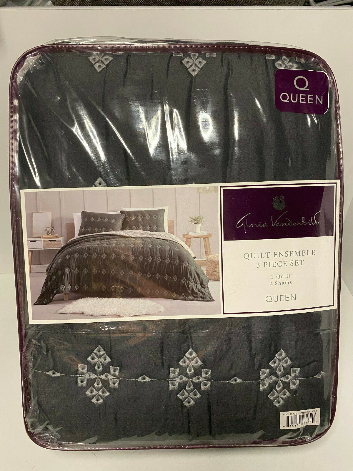 New Gloria Vanderbilt Luxury 3 pc. Queen Quilt Set Ambrose Gray Quilt