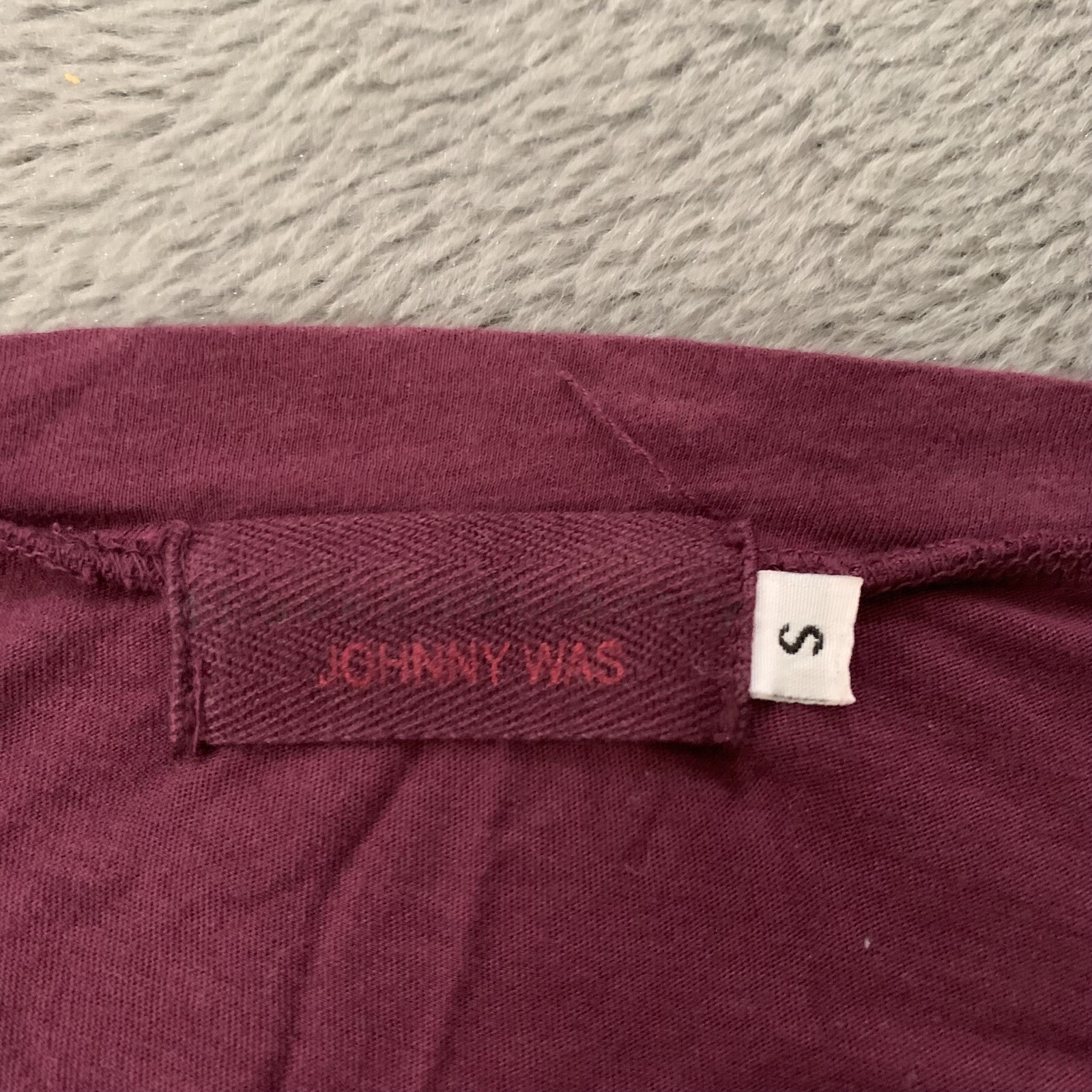 johnny was blouse small - image 5
