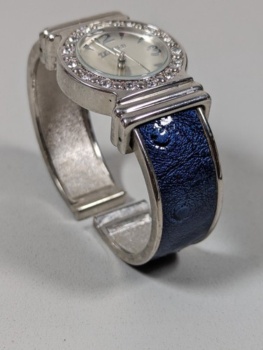 Bijoux Terner Silver Tone Dial Round Case Blue Enamel Inlay Bracelet Band Watch - Picture 2 of 6
