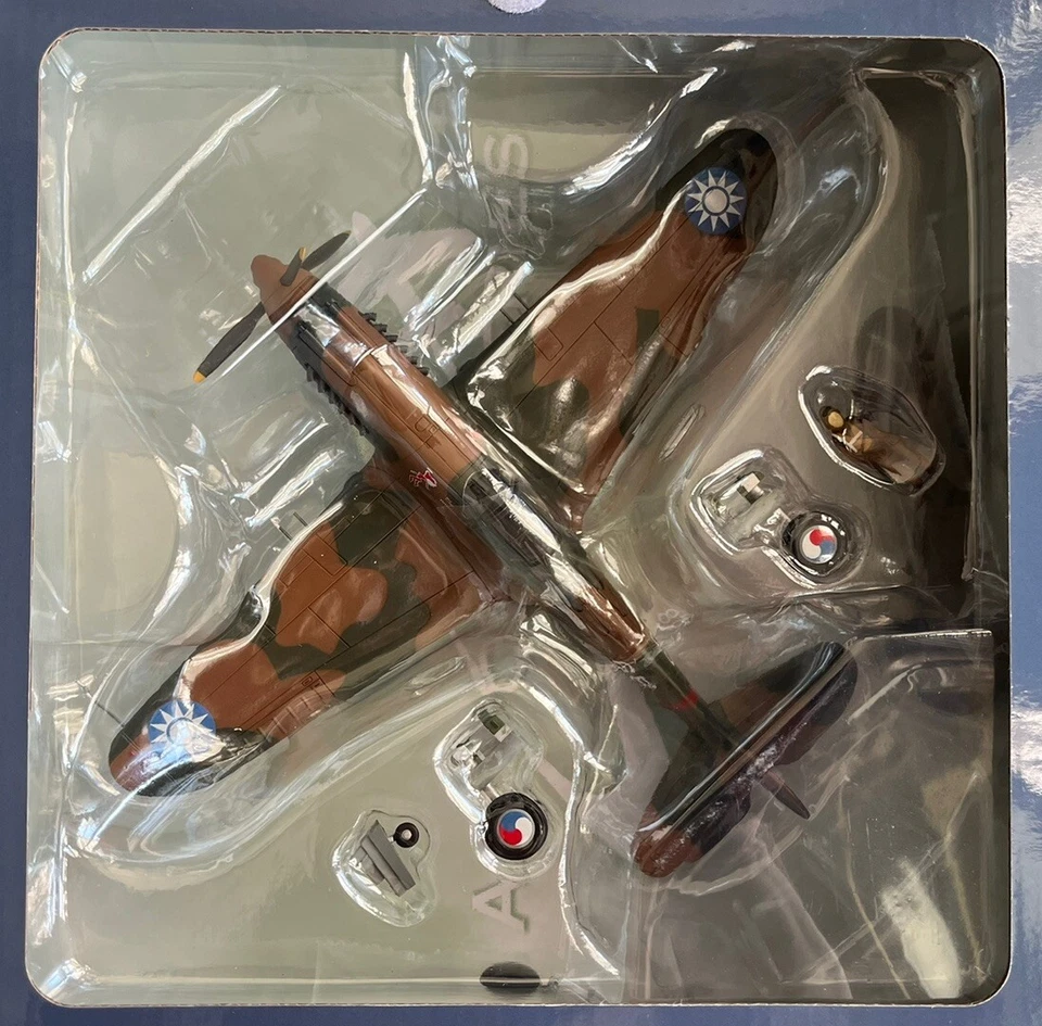 NEW HOBBY MASTER 1:48 scale CURTISS P-40B WARHAWK, CHARLES OLDER, 1942, HA9204 - Image 3 of 4