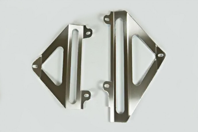 Renfort de radiateur AD-TEK Suzuki RM 85 pièce protection acier moto cross 1998 2004 grille SR1