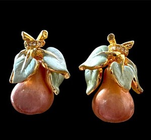 Authentic LOVELY JOAN RIVERS GOLD PLATED PASTEL ENAMEL RHINESTONE PEAR FRUIT POST EARRINGS