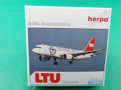 B09 Herpa Wings 1:500 Flugzeug 502153 LTU Airbus A320 Hertha BSC Berlin OVP TOP