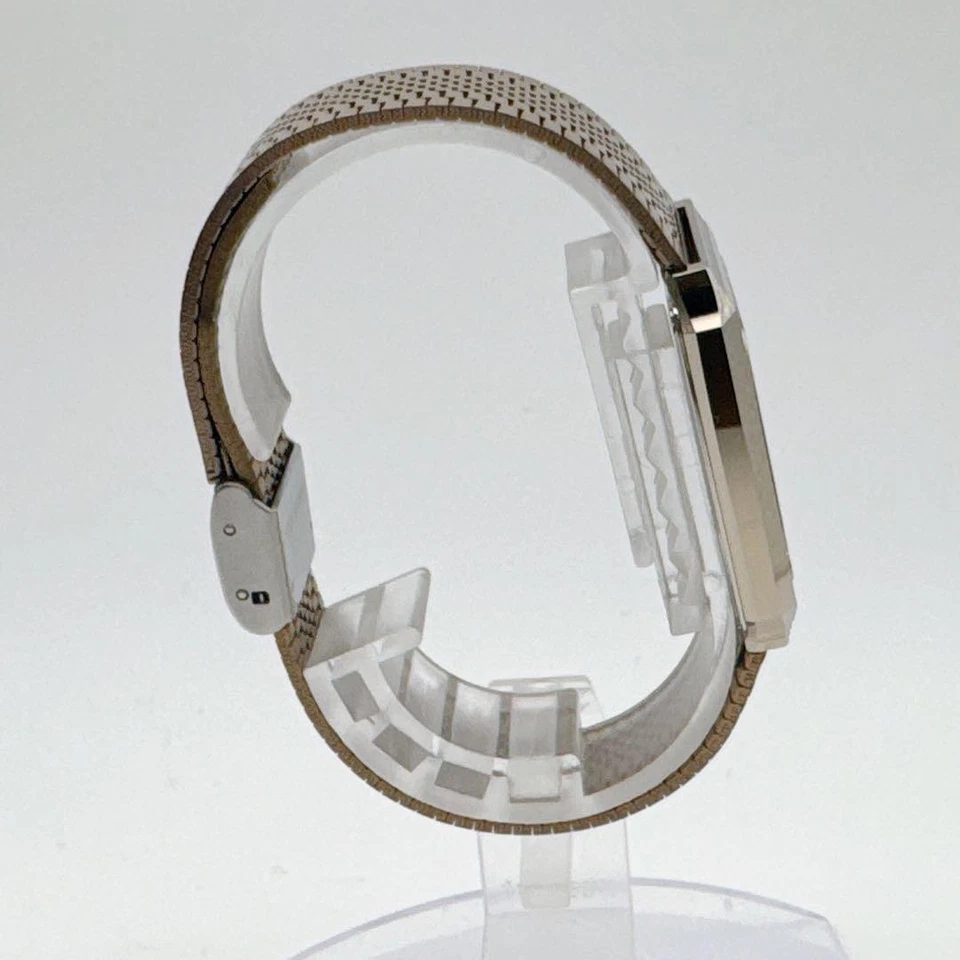 Reloj Citizen Exceed Cuadrado Cinturón Malla Inoxidable 28mm Caja 20.5cm Cuarzo Foto 4 de 4